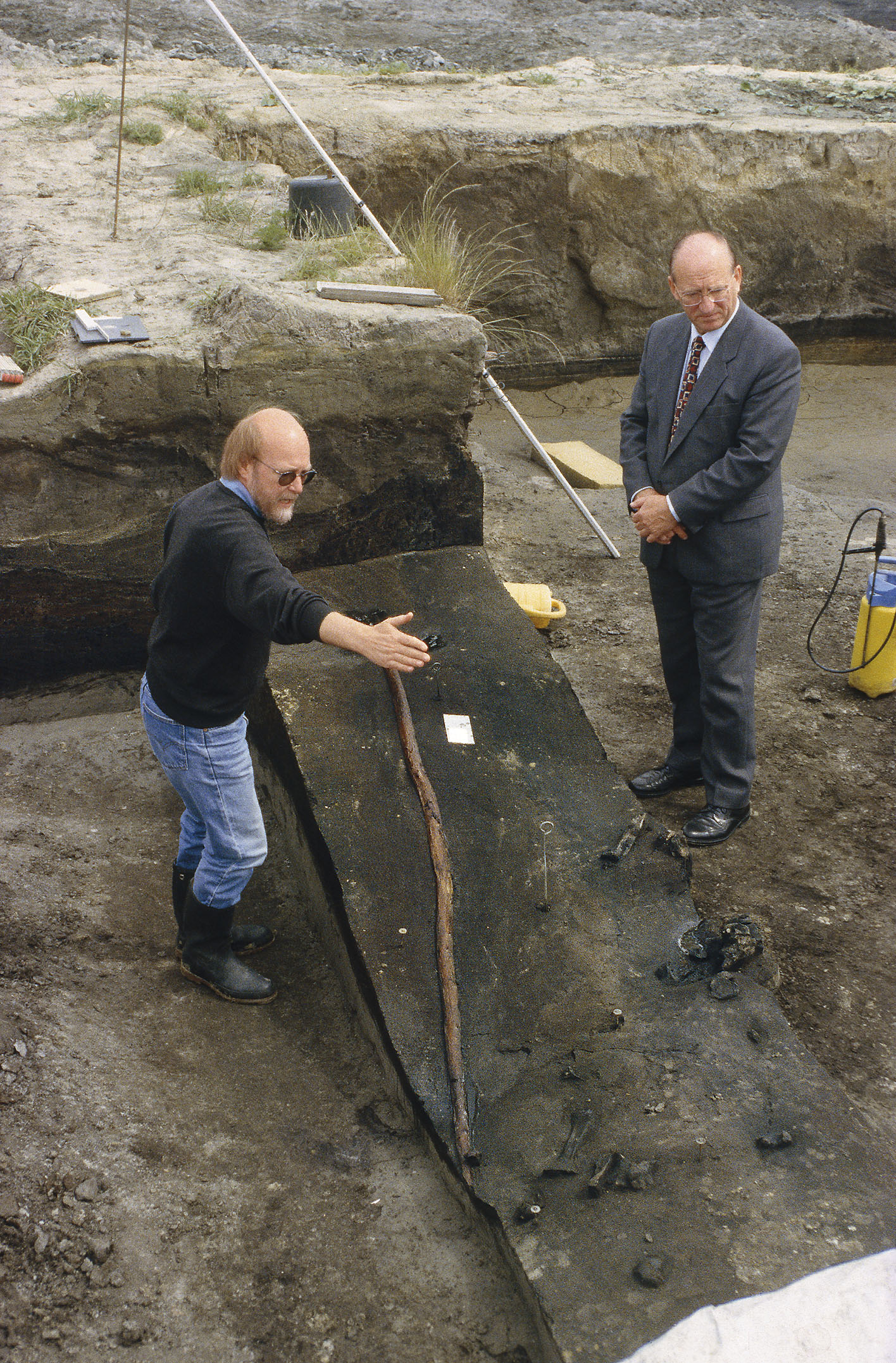 Lanza paleolítica de Schöningen documentada durante la excavación arqueológica